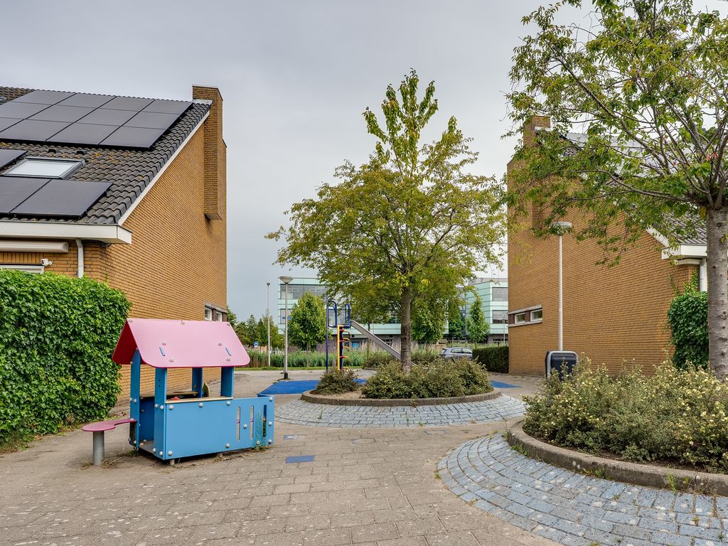 Seinhuiswei 25, Barendrecht