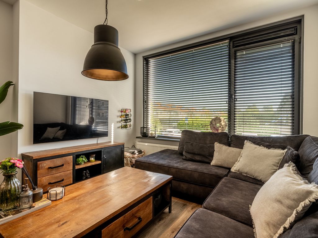 Jozef Israëlsstraat 4, Zwijndrecht
