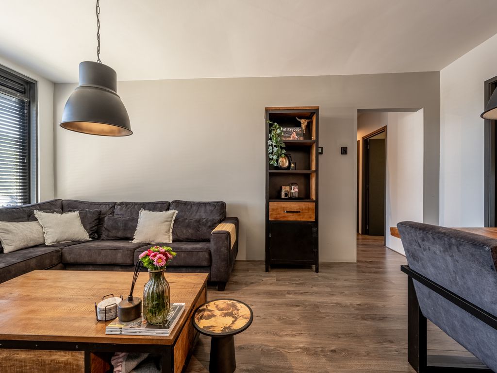 Jozef Israëlsstraat 4, Zwijndrecht