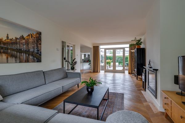 Ghijseland 158, Rhoon