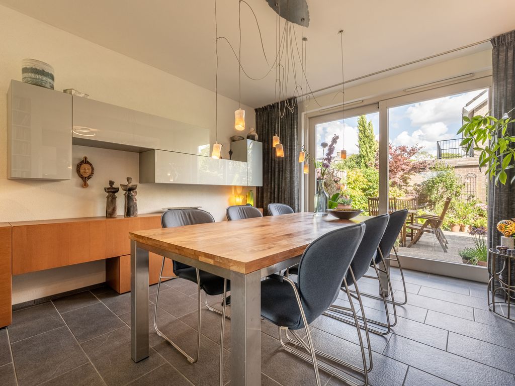Ghijseland 160, Rhoon