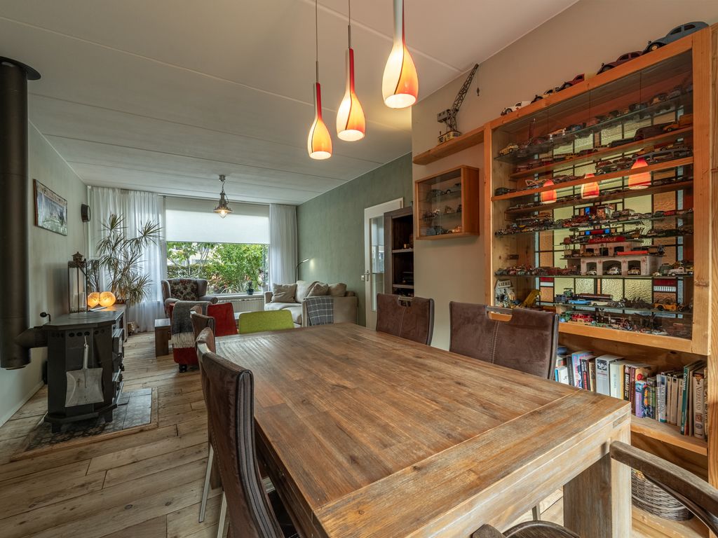 Kikkerveen 152, Spijkenisse