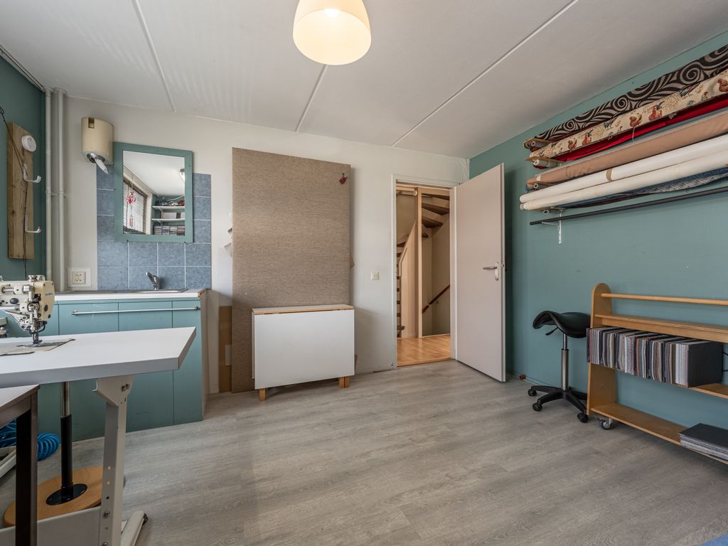 Kikkerveen 152, Spijkenisse