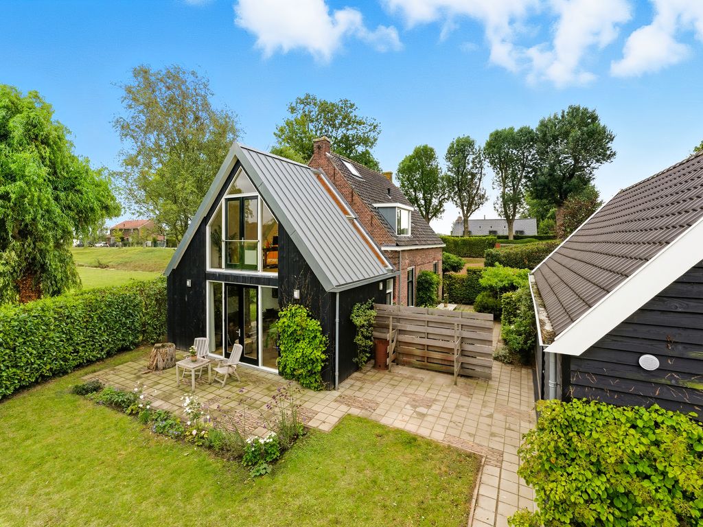 Rijsdijk 99, Rhoon