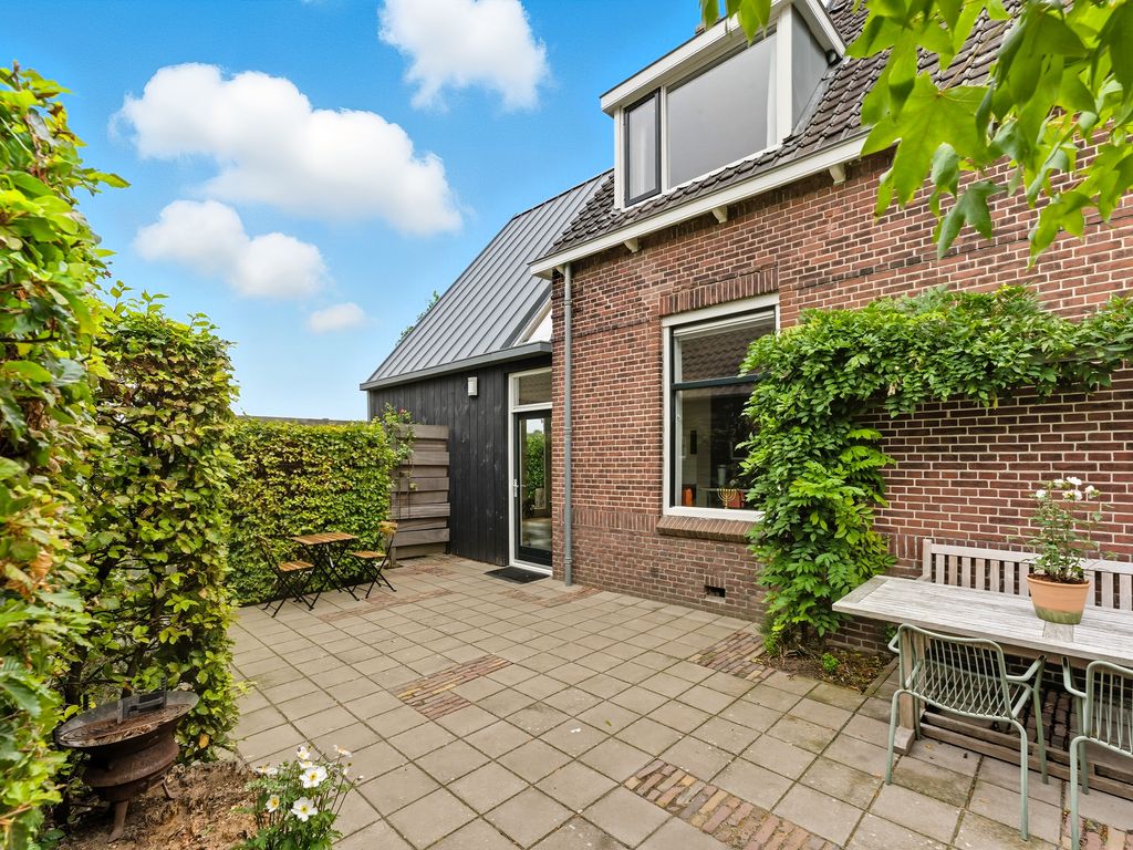 Rijsdijk 99, Rhoon