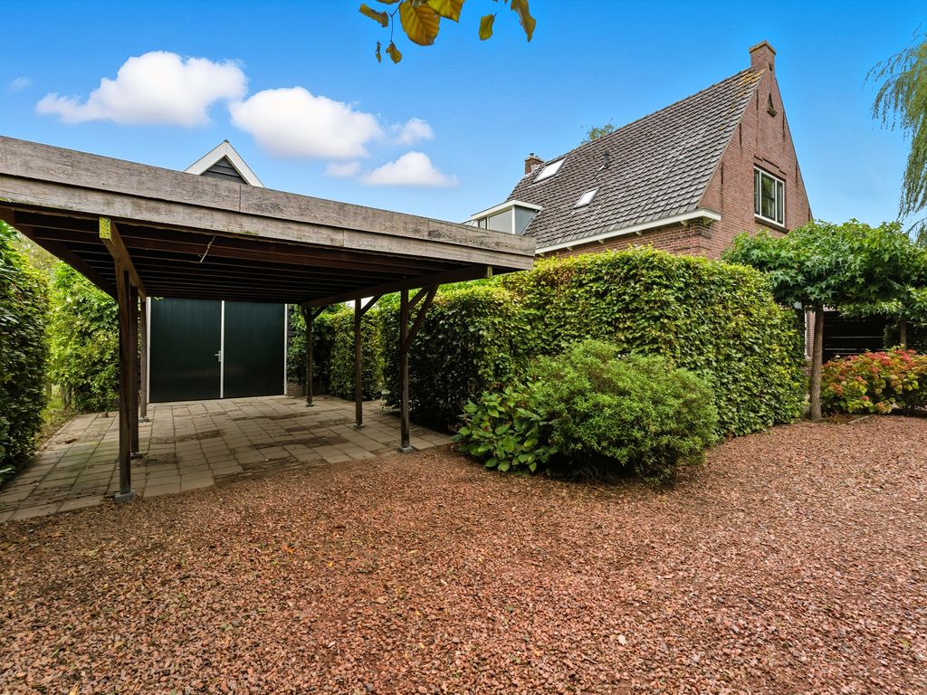 Rijsdijk 99, Rhoon