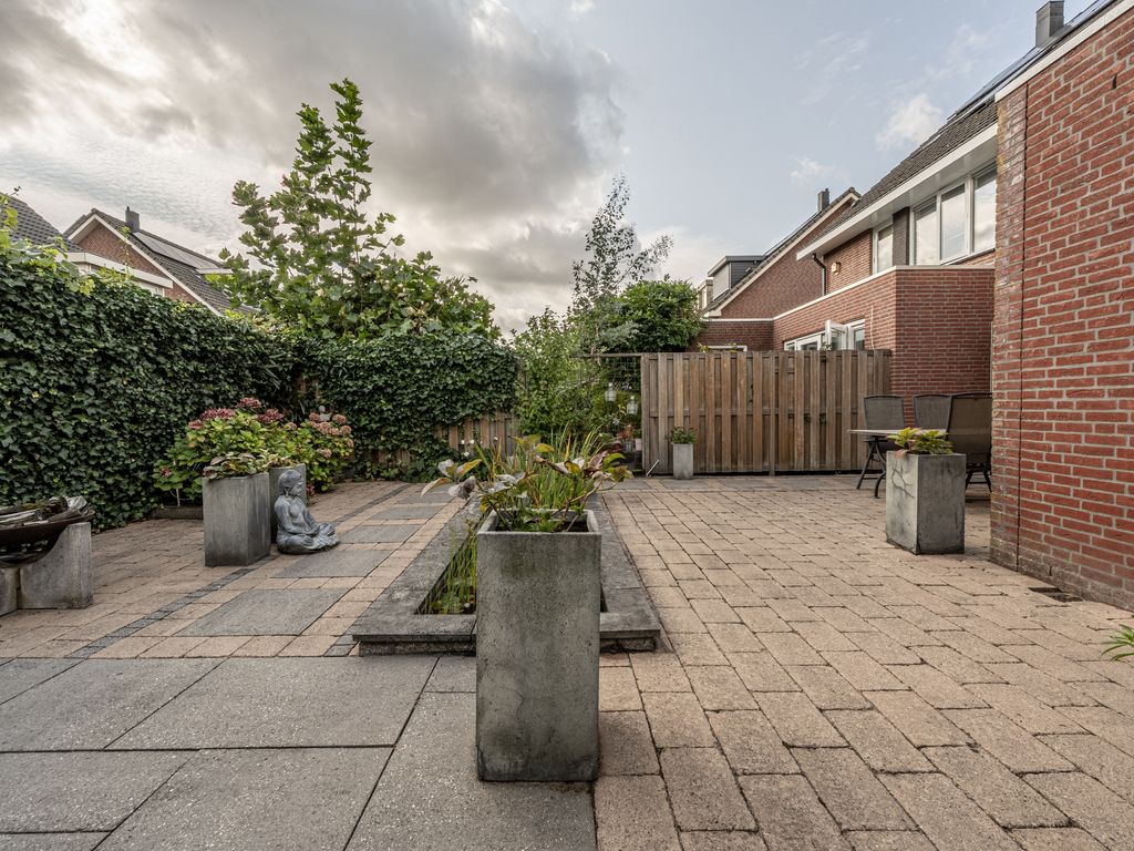 Van Hobokenhaven 10, Barendrecht