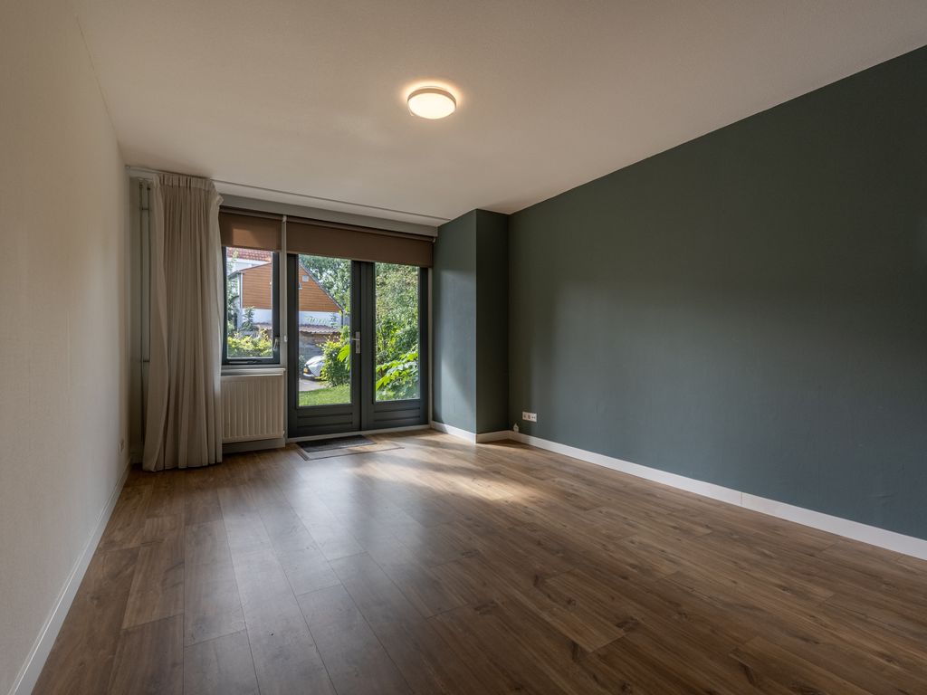 Van Ravesteyndreef 63, Barendrecht