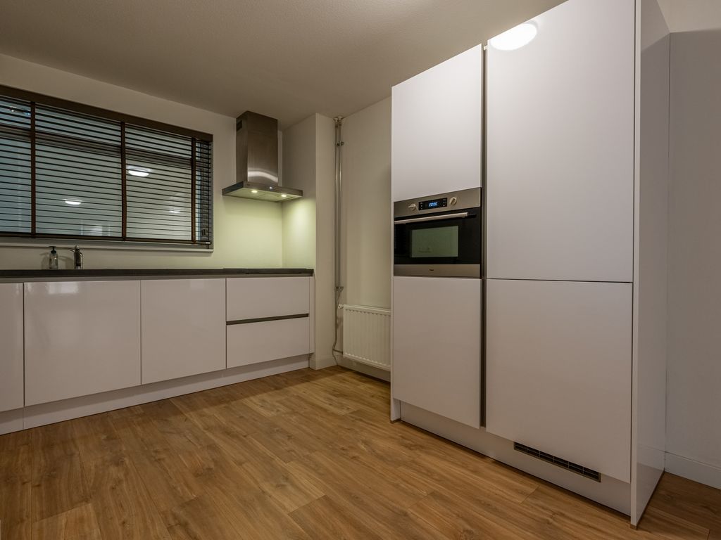 Van Ravesteyndreef 63, Barendrecht