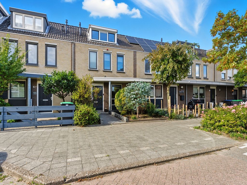 Brahmsstraat 65, Barendrecht