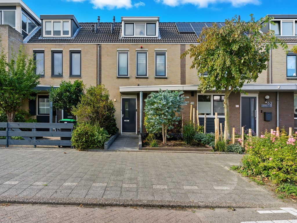 Brahmsstraat 65, Barendrecht
