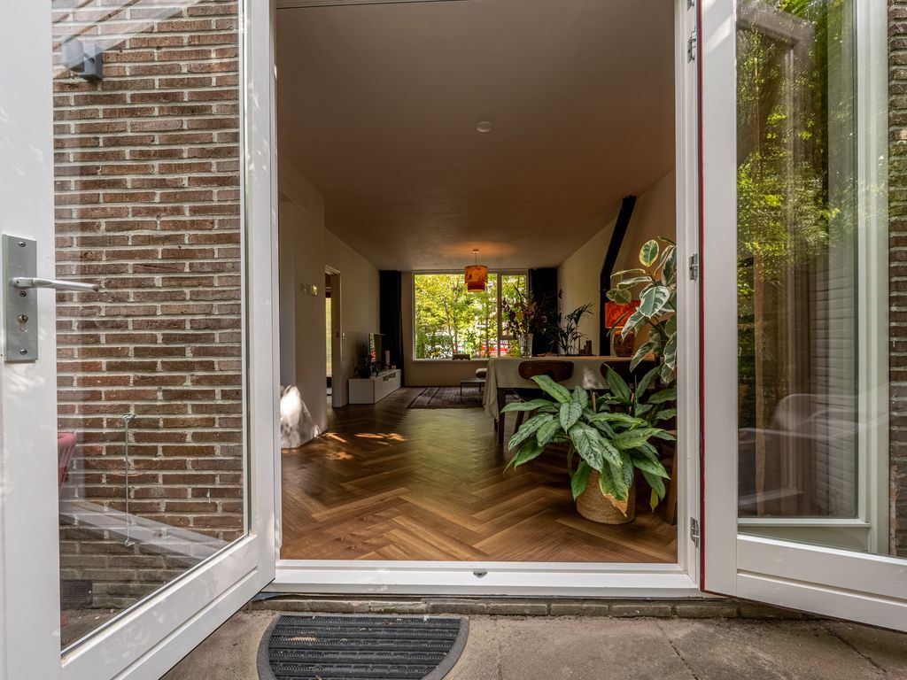 Graaf Lodewijkstraat 14, Barendrecht