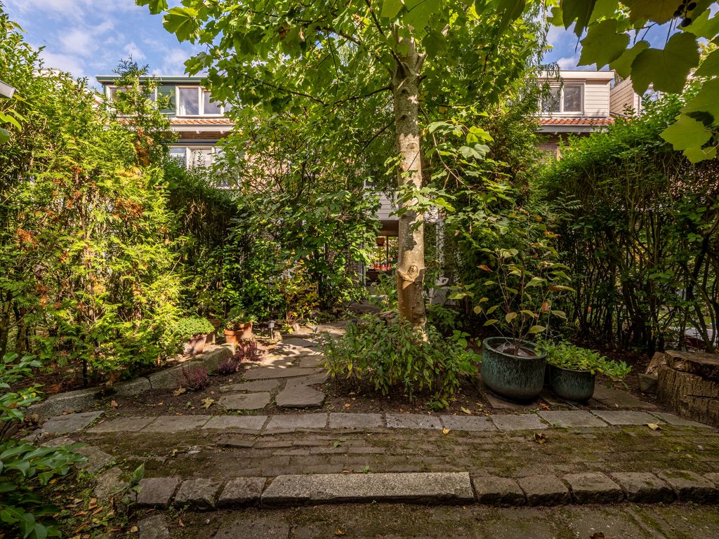 Graaf Lodewijkstraat 14, Barendrecht