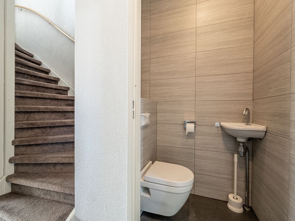 Goudzoeker 22, Rhoon