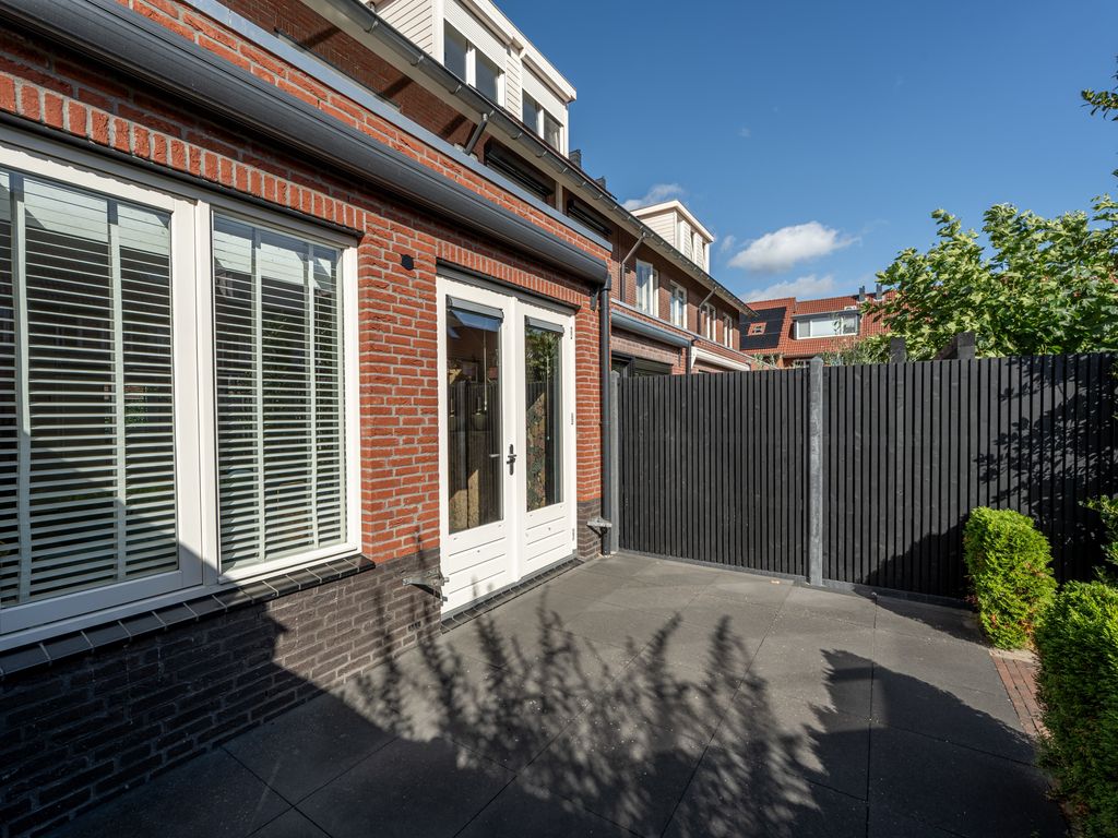 Goudzoeker 22, Rhoon