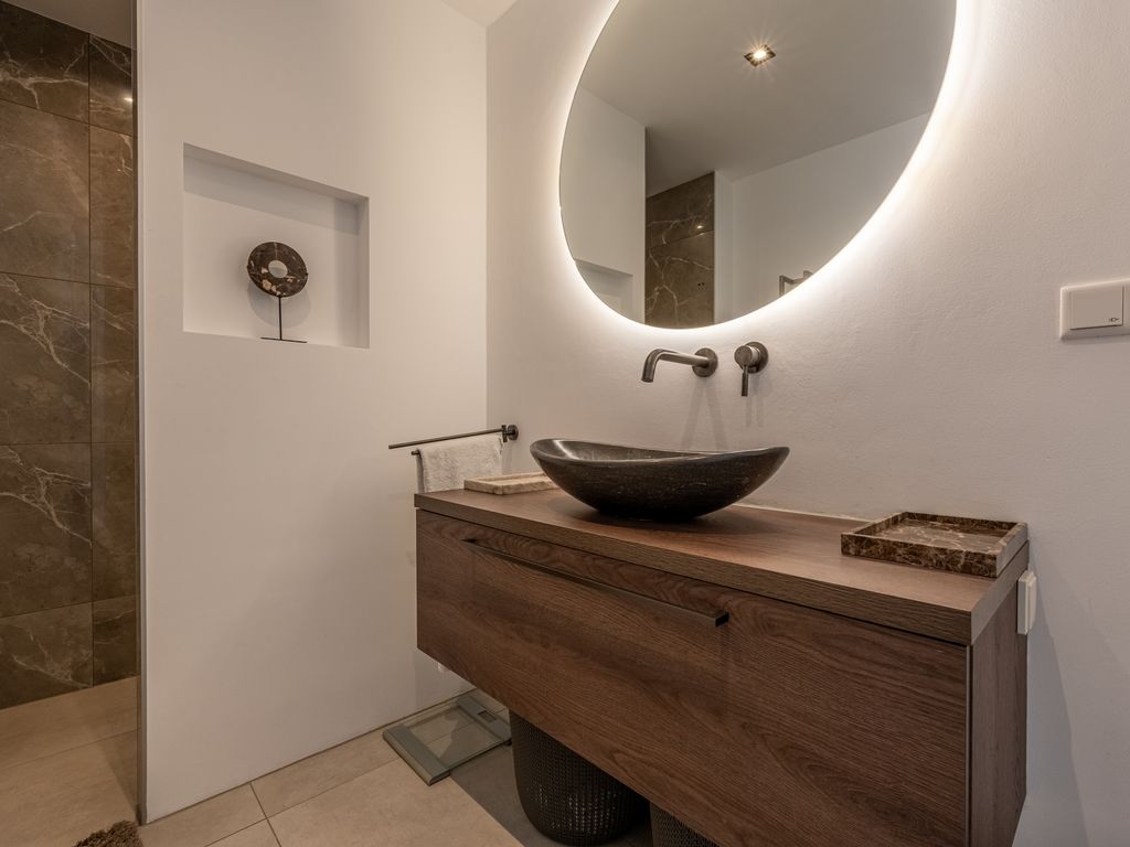 Goudzoeker 22, Rhoon