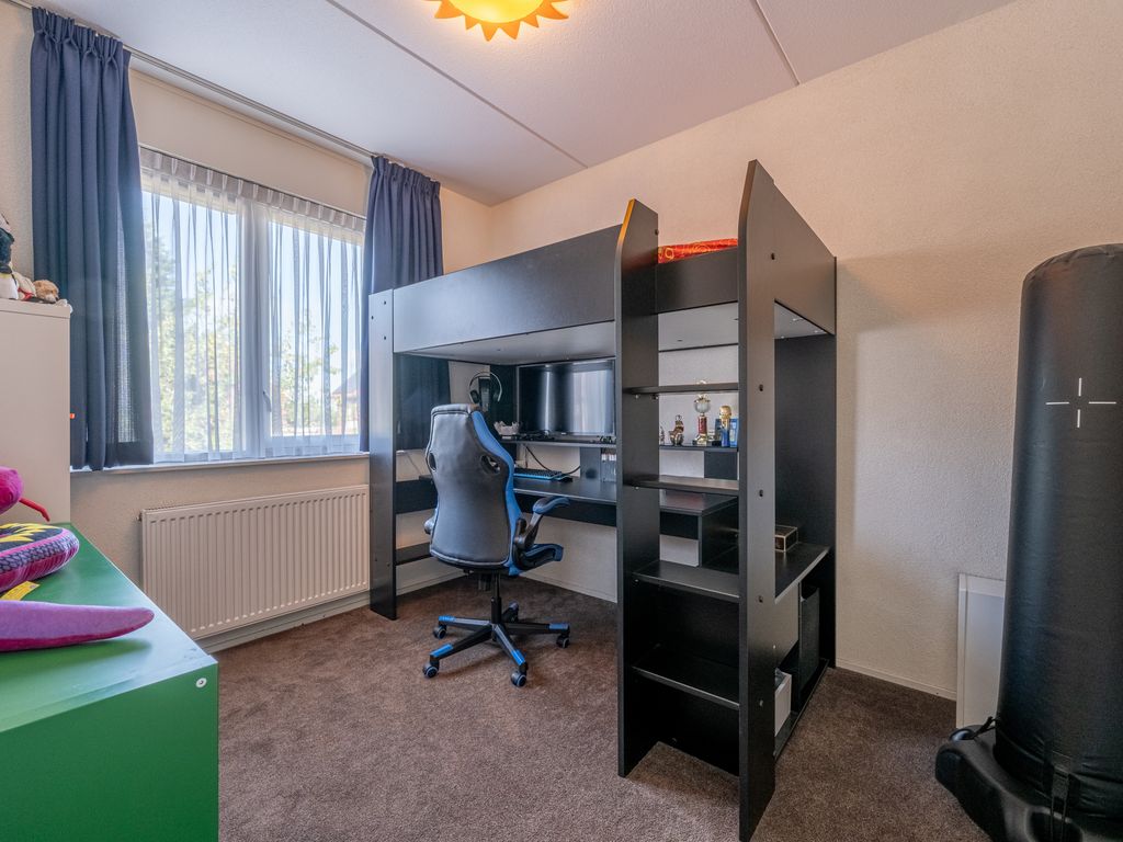 Goudzoeker 22, Rhoon