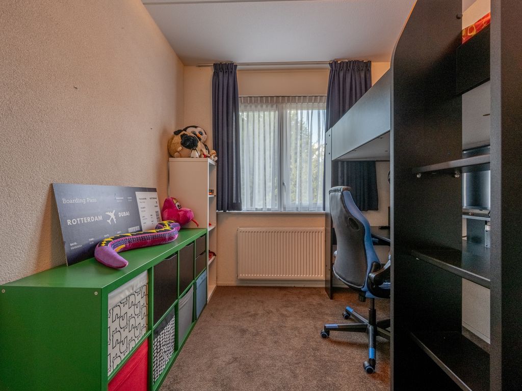 Goudzoeker 22, Rhoon