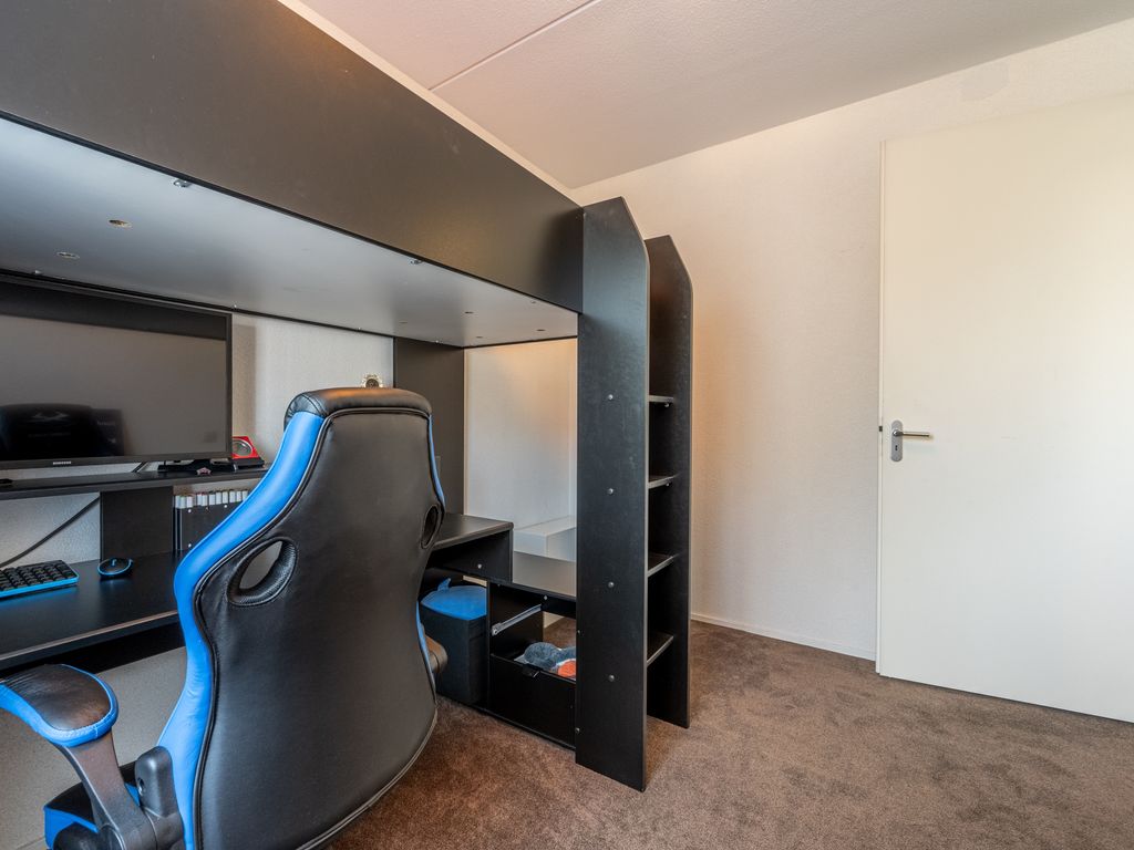 Goudzoeker 22, Rhoon