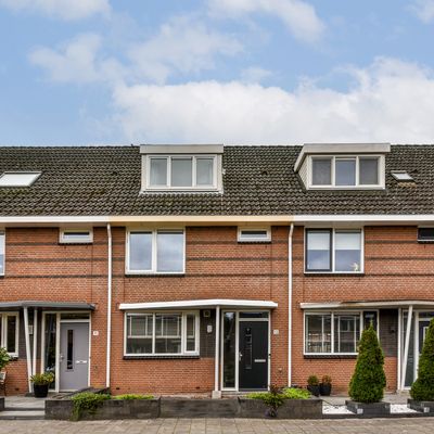 Pieter Johan Tijkenstraat 13, Poortugaal