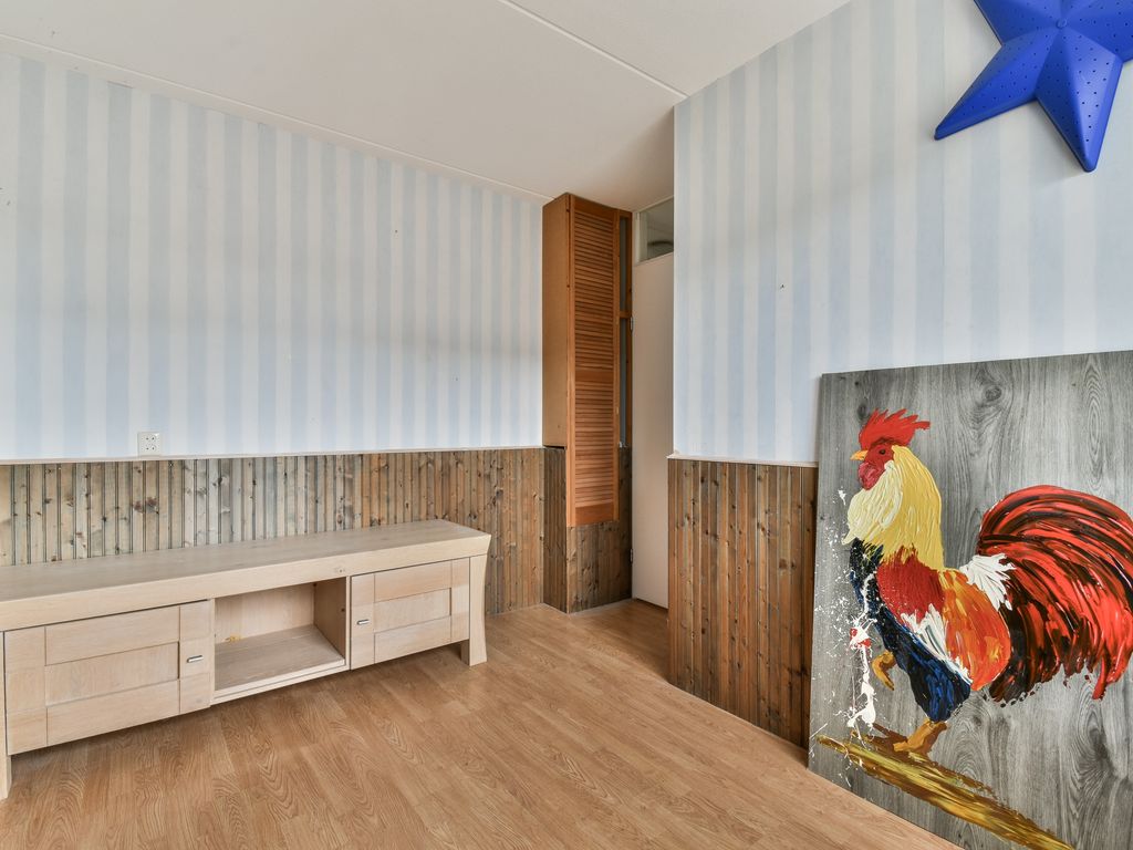 Pieter Johan Tijkenstraat 13, Poortugaal