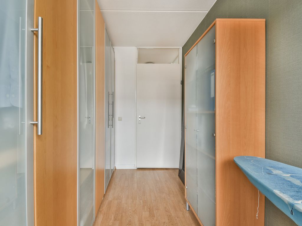 Pieter Johan Tijkenstraat 13, Poortugaal