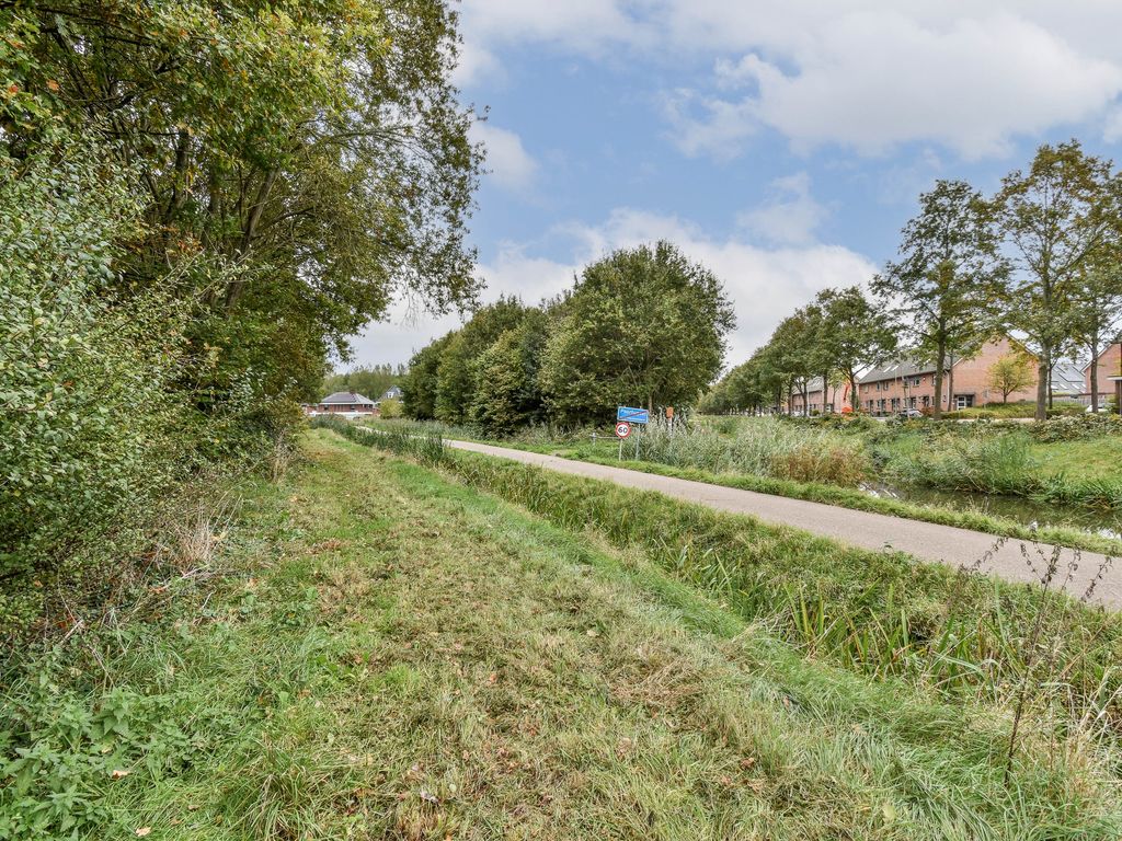 Pieter Johan Tijkenstraat 13, Poortugaal