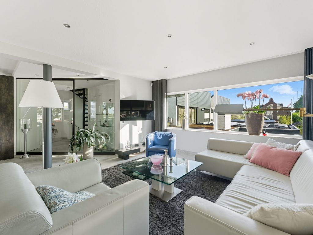 Merellaan 100, Maassluis