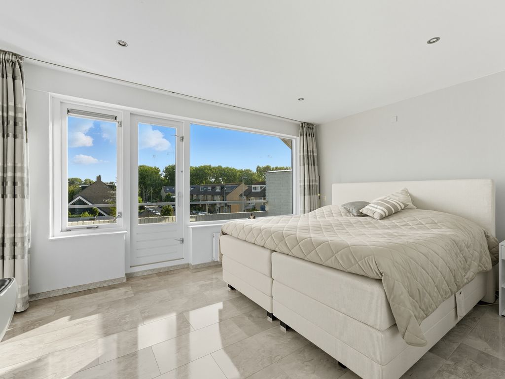 Merellaan 100, Maassluis