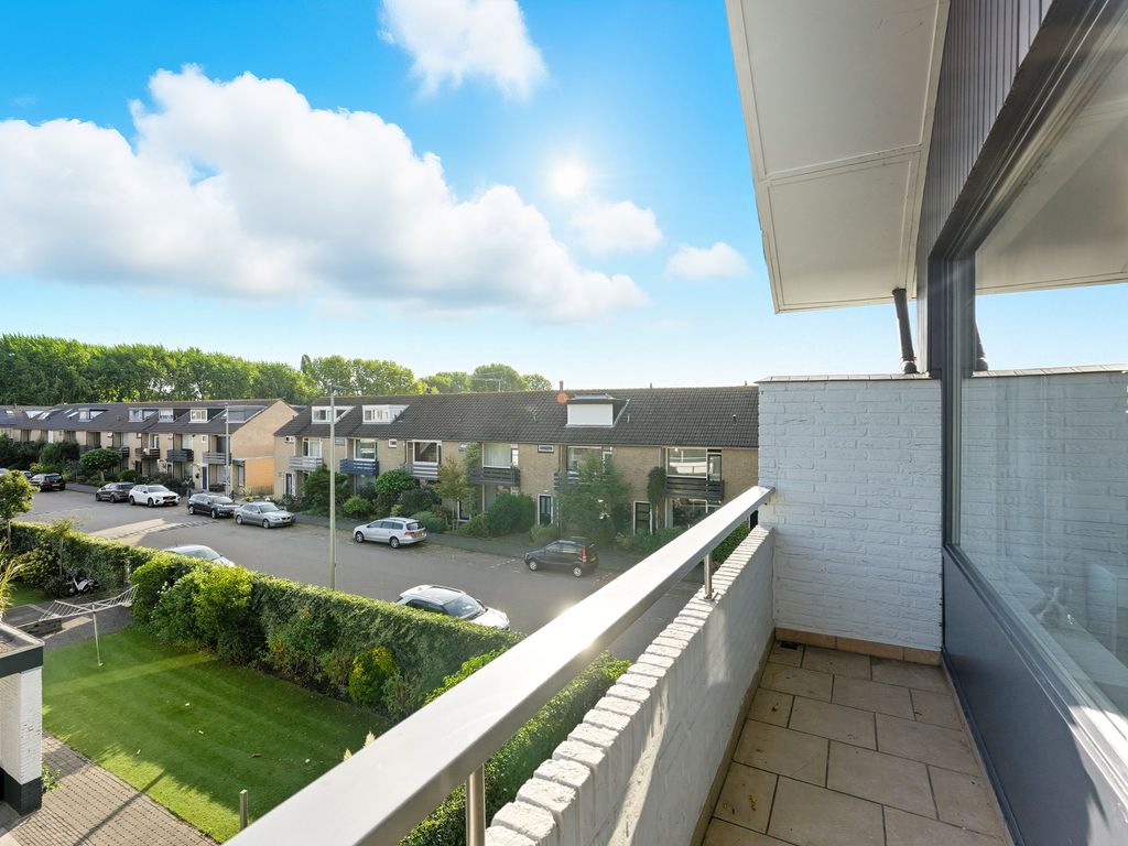 Merellaan 100, Maassluis