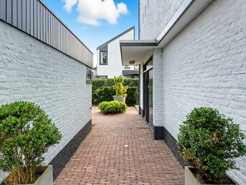 Merellaan 100, Maassluis