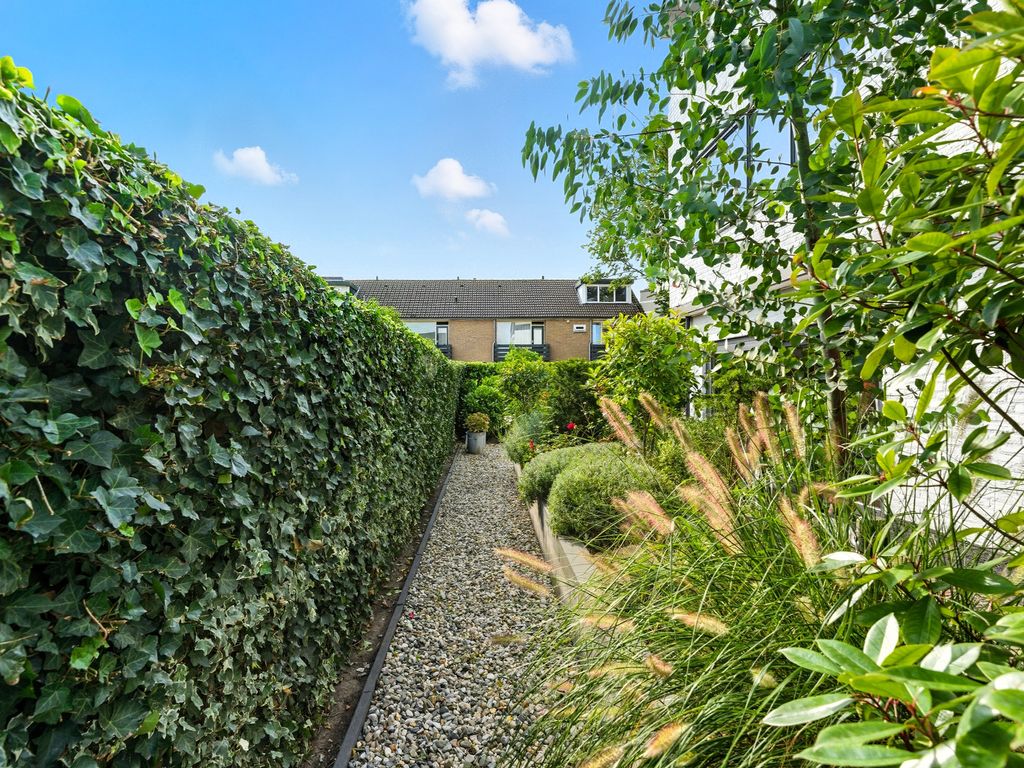 Merellaan 100, Maassluis