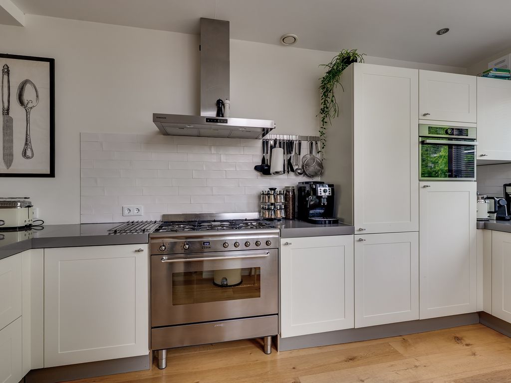 Het Ruim 24, Barendrecht