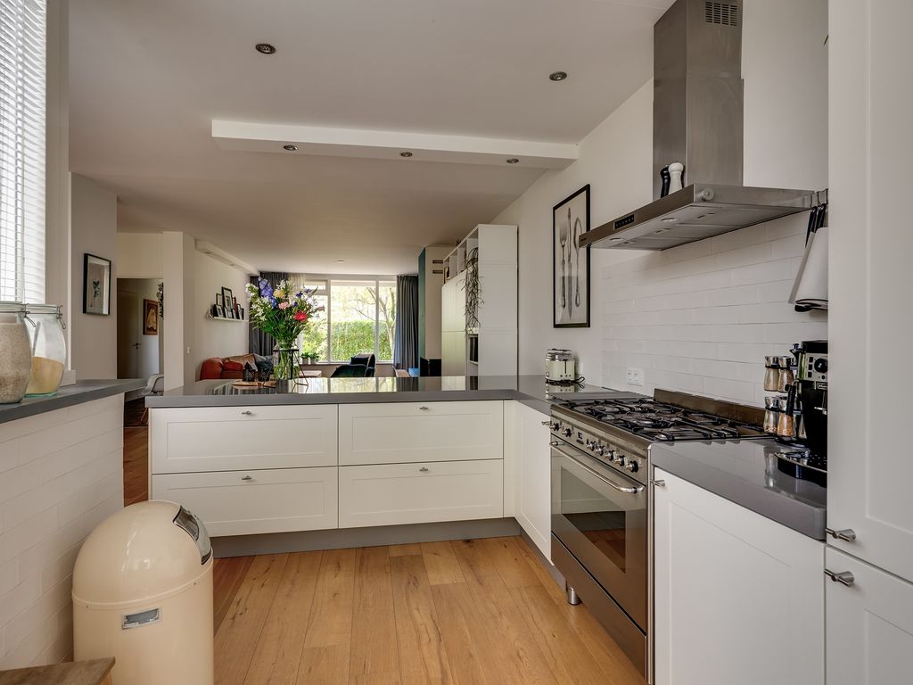 Het Ruim 24, Barendrecht