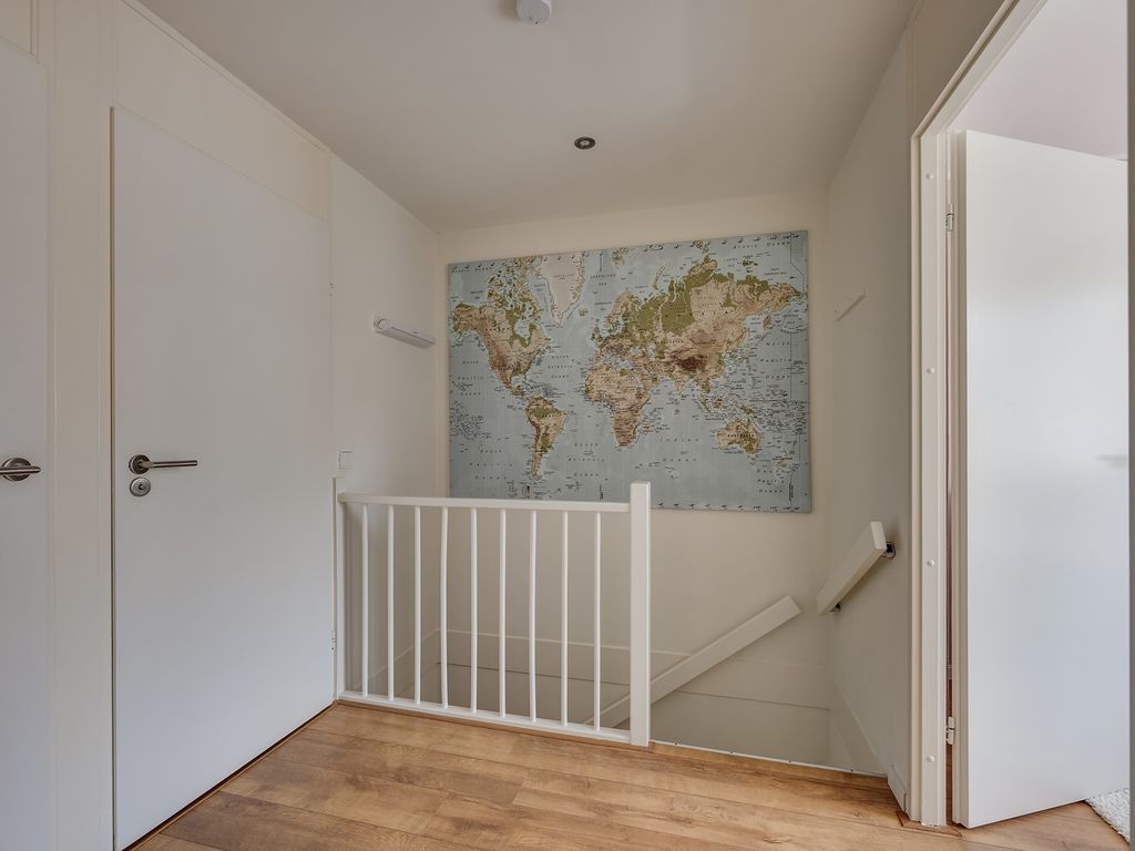 Het Ruim 24, Barendrecht