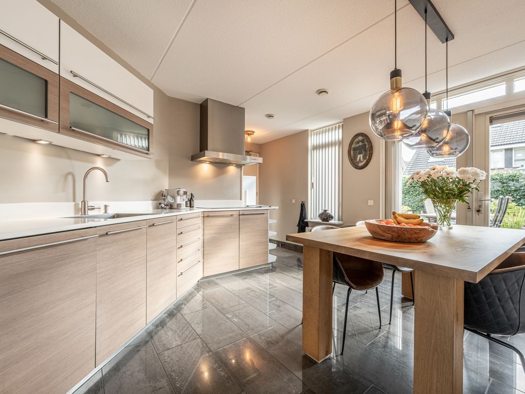 Van Hobokenhaven 10, Barendrecht