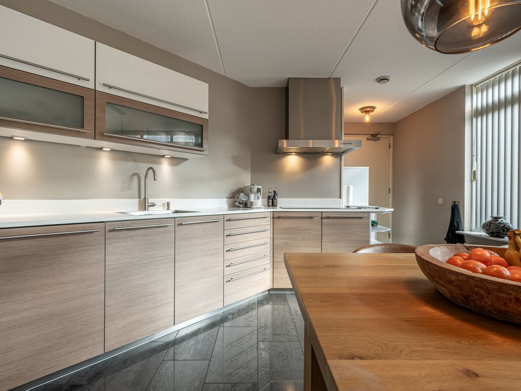 Van Hobokenhaven 10, Barendrecht