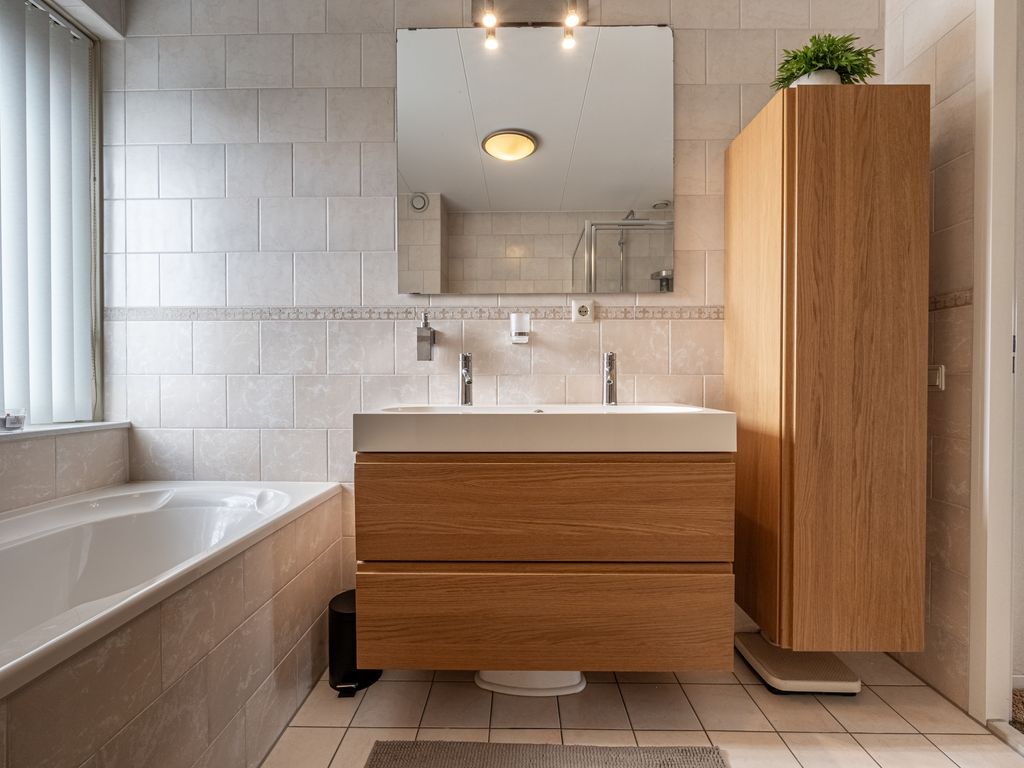 Van Hobokenhaven 10, Barendrecht