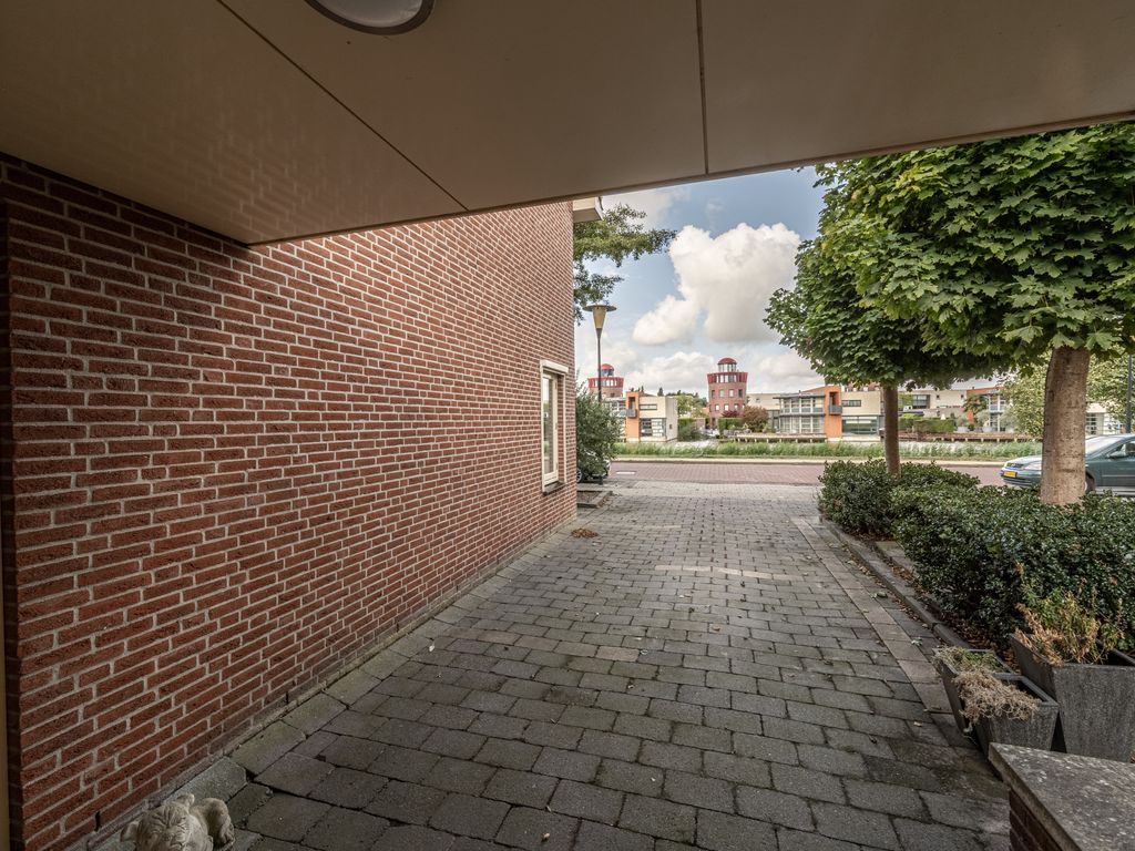 Van Hobokenhaven 10, Barendrecht