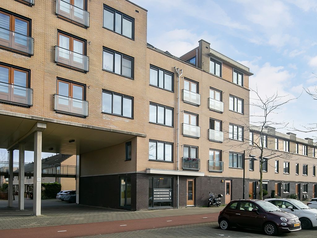 Avenue Carré 220, Barendrecht