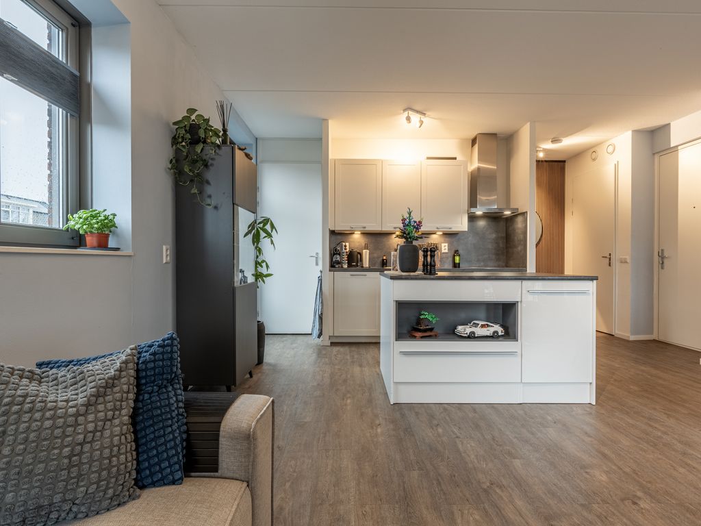 Maalsteen 17, Zuidland