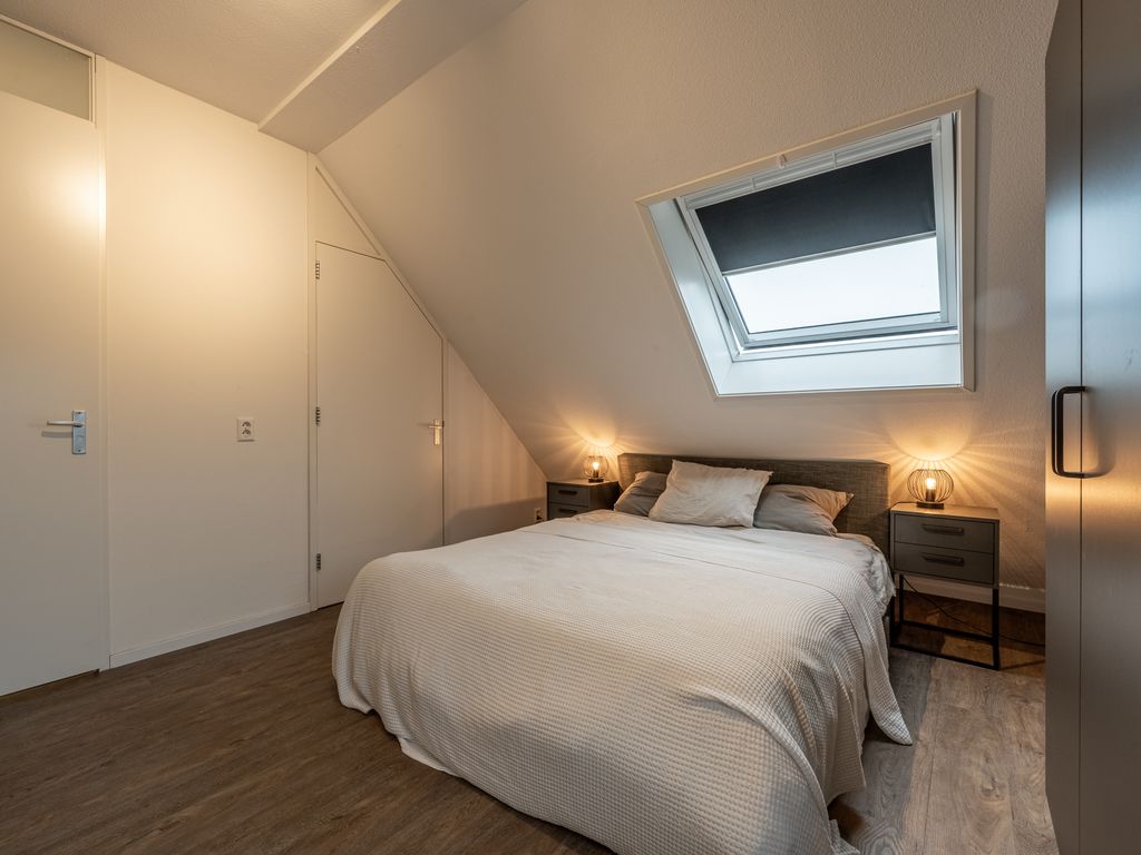 Maalsteen 17, Zuidland