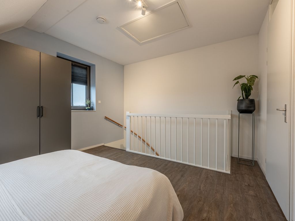 Maalsteen 17, Zuidland