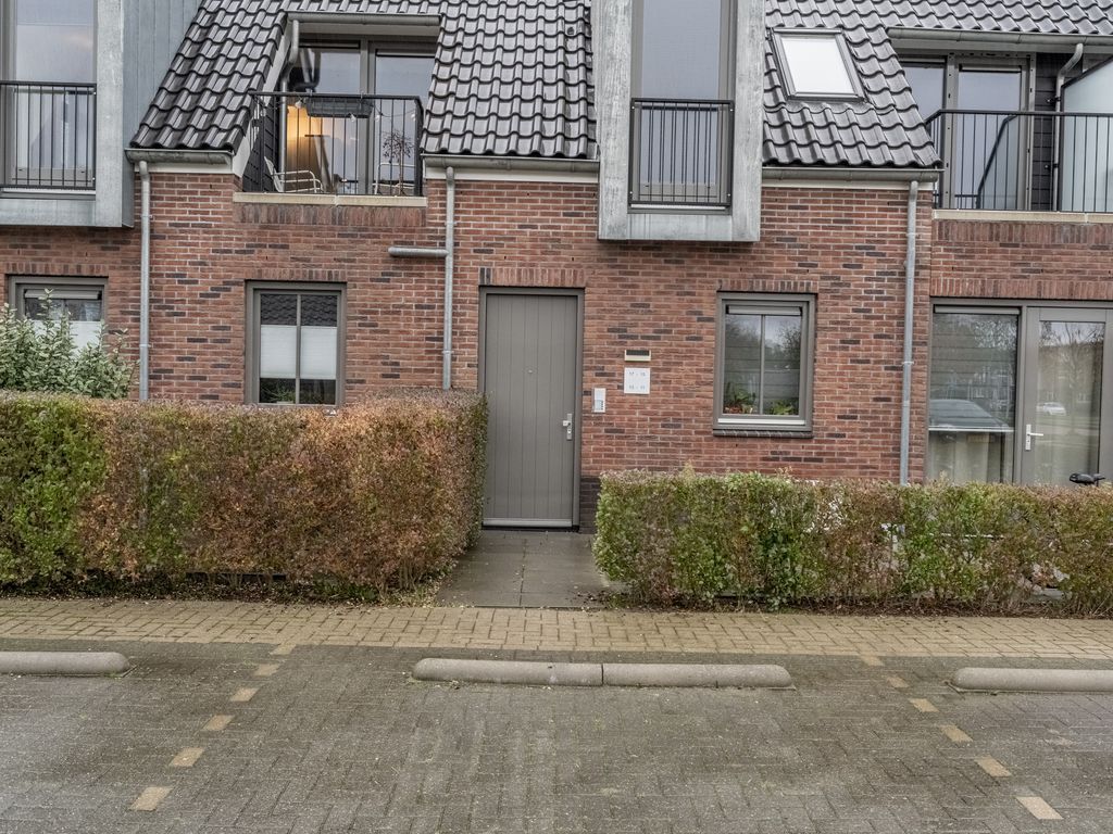 Maalsteen 17, Zuidland