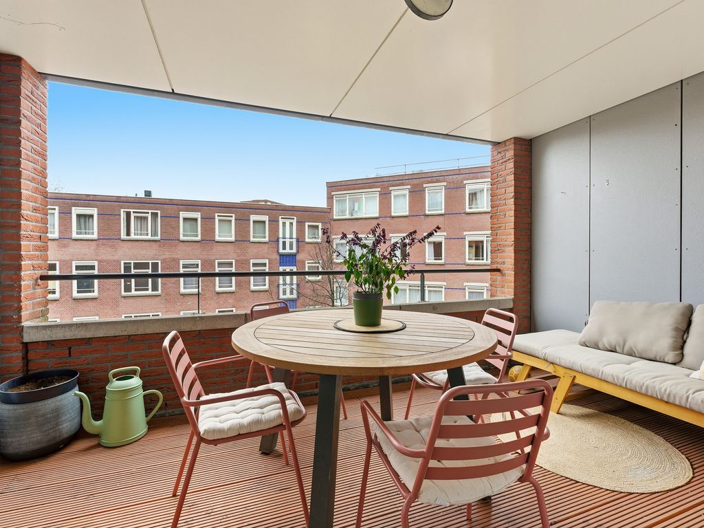 Rösener Manzstraat 9E, Rotterdam