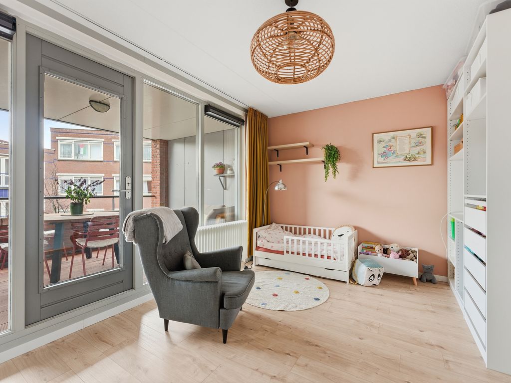 Rösener Manzstraat 9E, Rotterdam