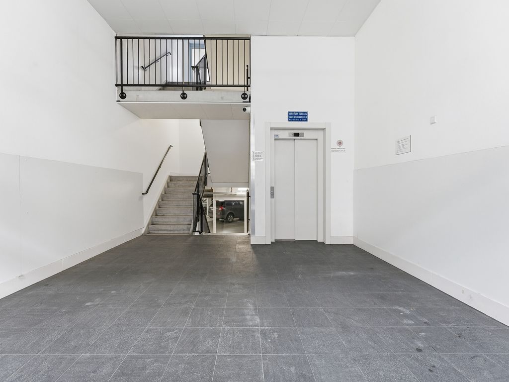 Rösener Manzstraat 9E, Rotterdam