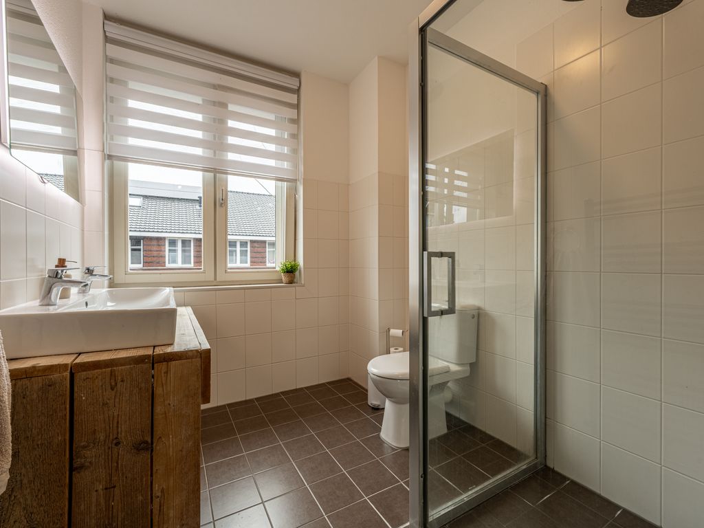 Nieuwenhoornstraat 33, Rotterdam