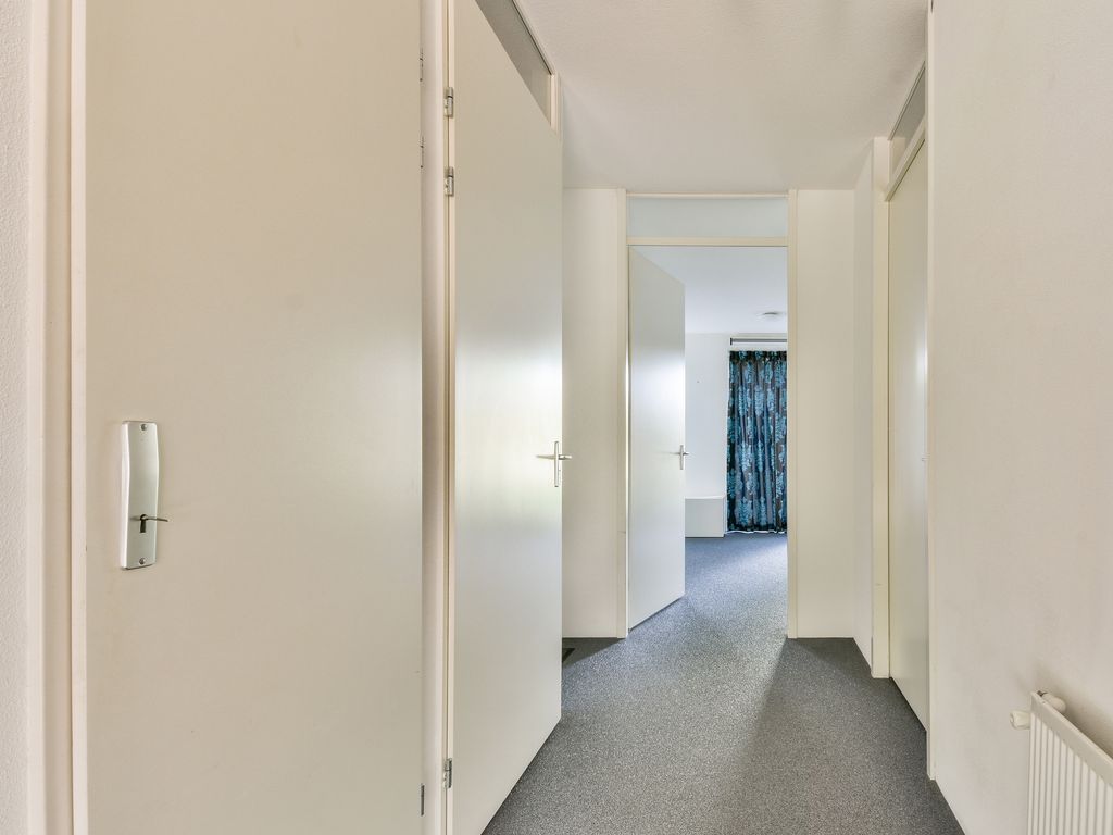 Olijfhout 18, Barendrecht