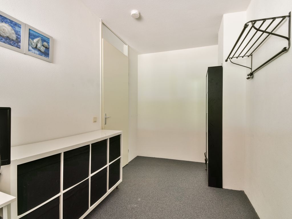 Olijfhout 18, Barendrecht